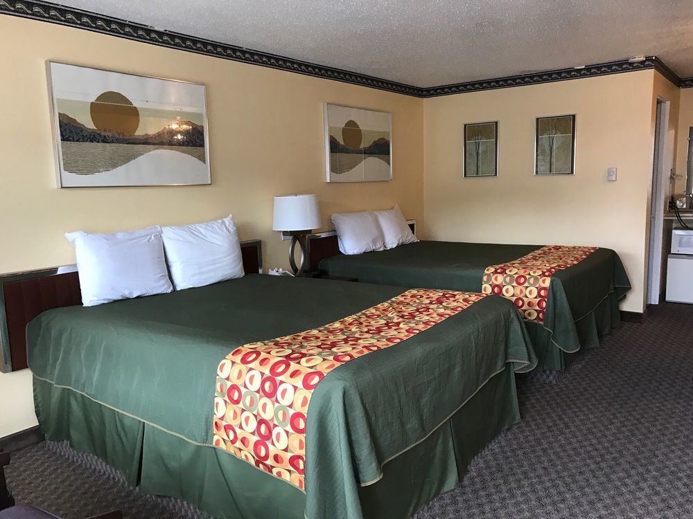 بورت انجيليس Riviera Inn المظهر الخارجي الصورة