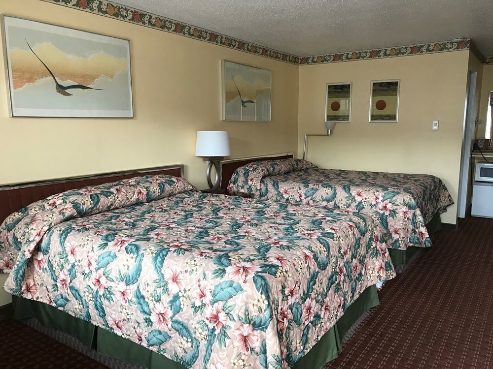 بورت انجيليس Riviera Inn المظهر الخارجي الصورة
