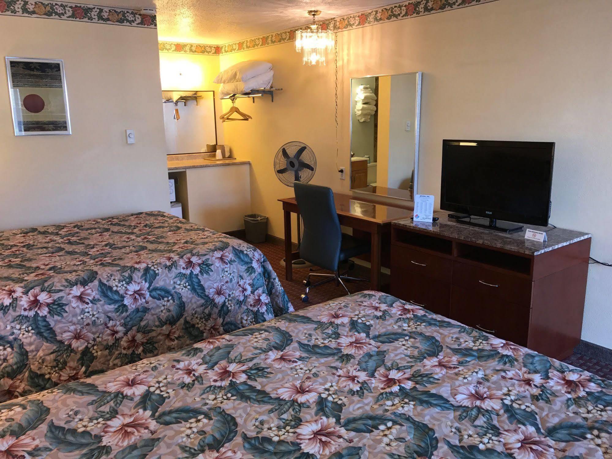 بورت انجيليس Riviera Inn المظهر الخارجي الصورة