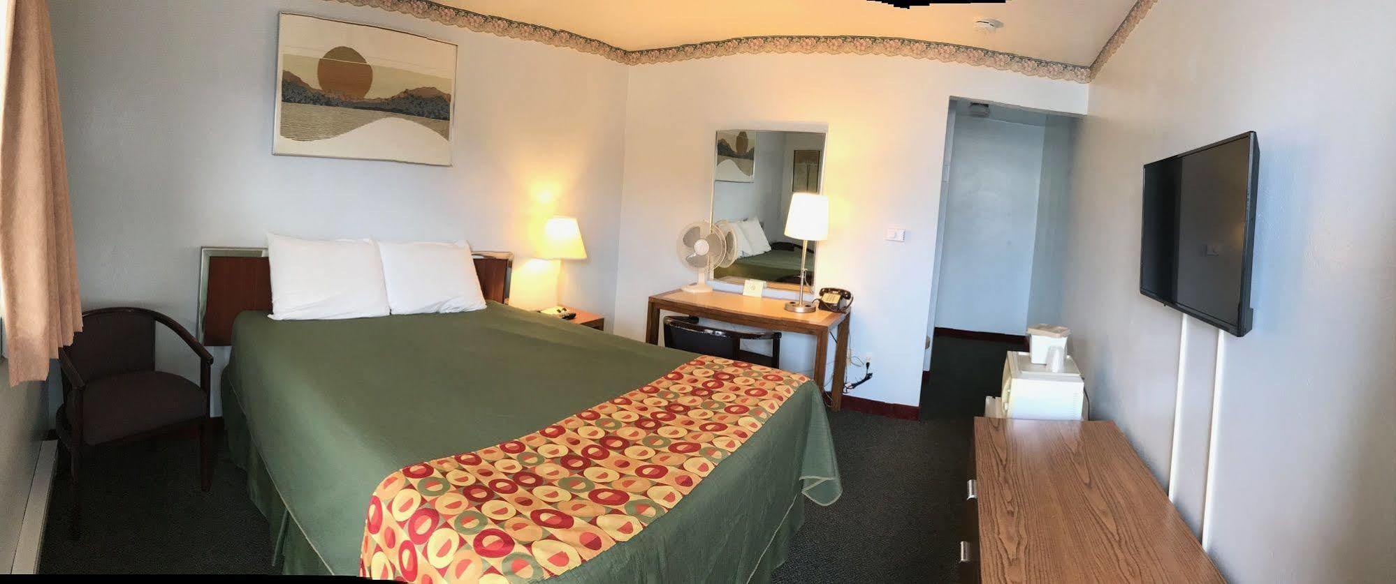 بورت انجيليس Riviera Inn المظهر الخارجي الصورة