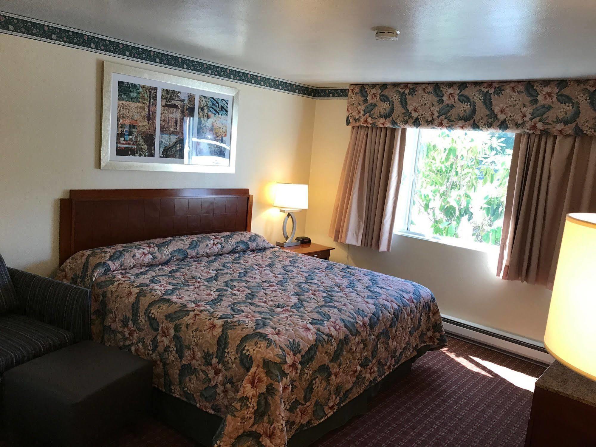 بورت انجيليس Riviera Inn المظهر الخارجي الصورة